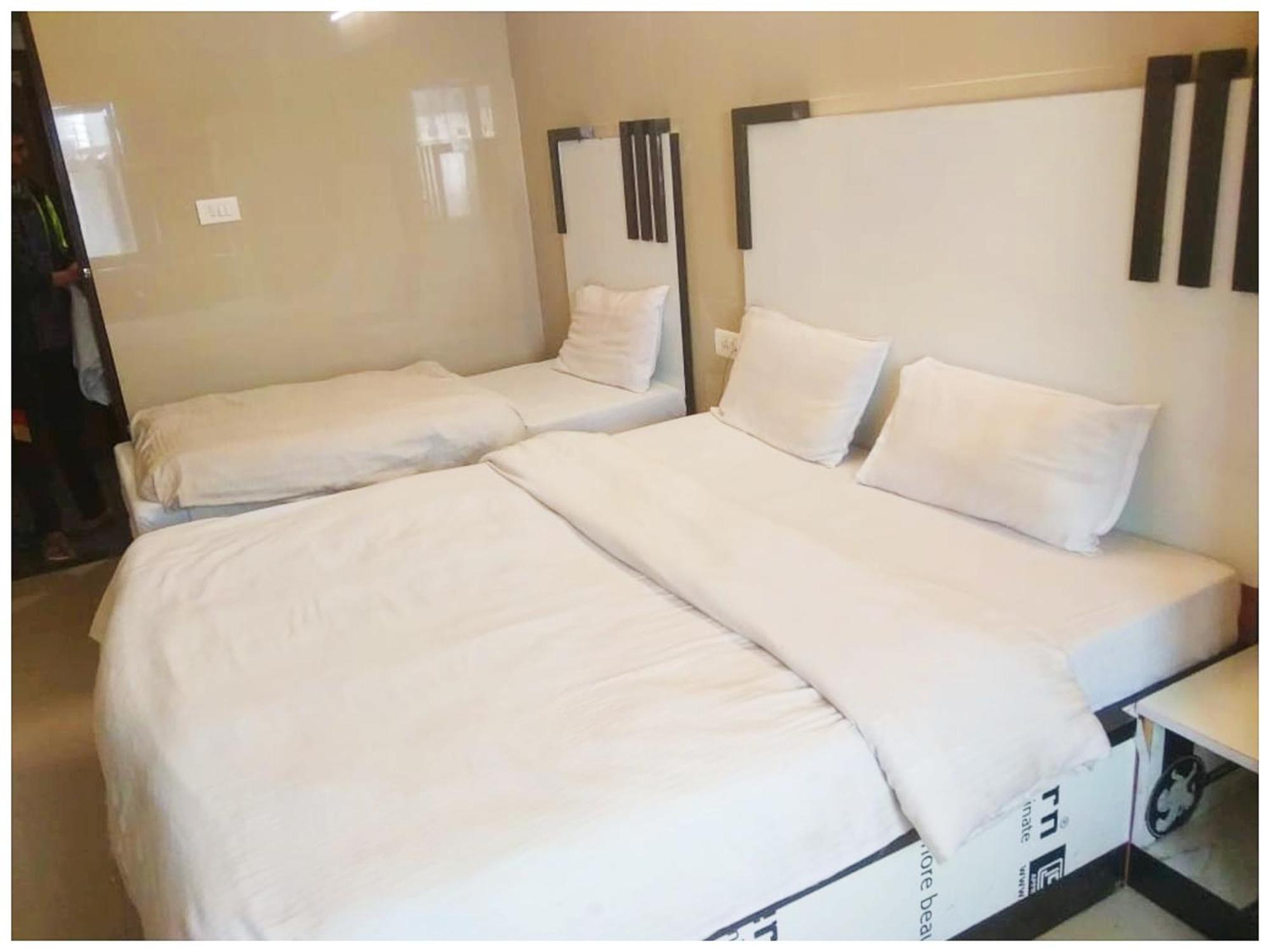 A Premium Hotel Sheeva Inn Near Temple - Fully Air Conditioning - Best Hotel Kankhal Exterior photo